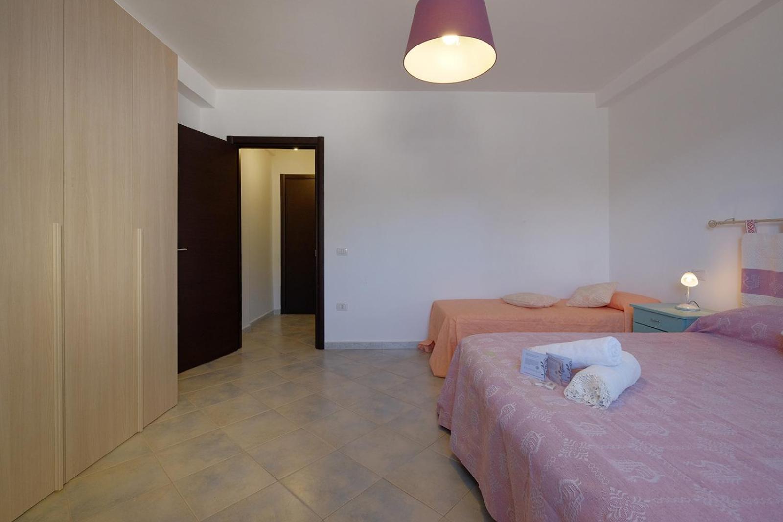 Su Nuraghe Hotel SantʼAnna Arresi Exterior foto