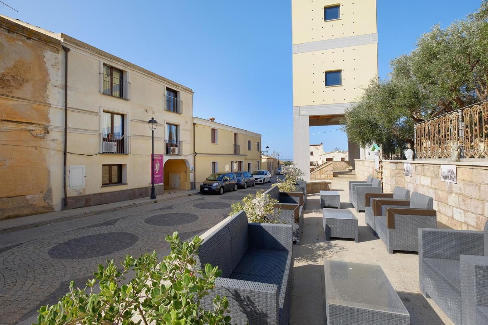Su Nuraghe Hotel SantʼAnna Arresi Exterior foto